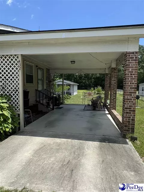 Exterior - 432 Van Dyke Rd, Dillon, SC 29536 photo 2 of 7