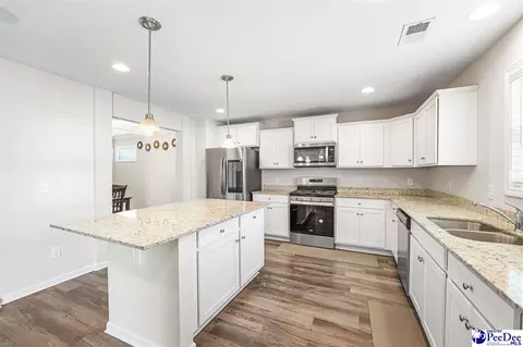 Kitchen - 1017 Summer Duck Loop, Florence, SC 29501 photo 3 of 3