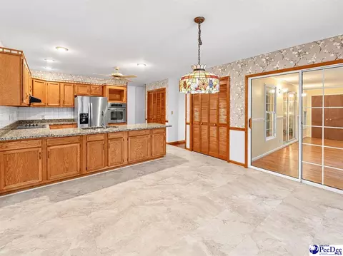 Kitchen - 487 Ridge Rd, Cheraw, SC 29520 photo 8 of 9