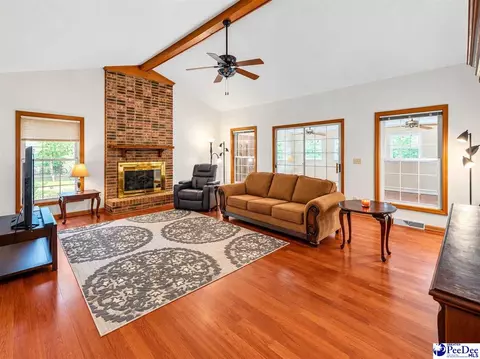 Living - 487 Ridge Rd, Cheraw, SC 29520 photo 1 of 6