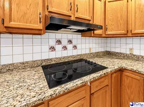 Kitchen - 487 Ridge Rd, Cheraw, SC 29520 photo 4 of 9