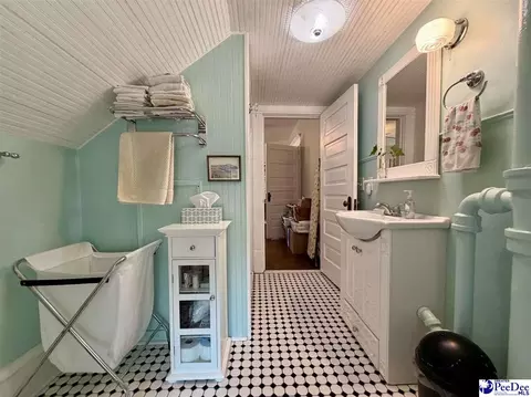 601 E Washington St, Dillon, SC 29536 photo 34