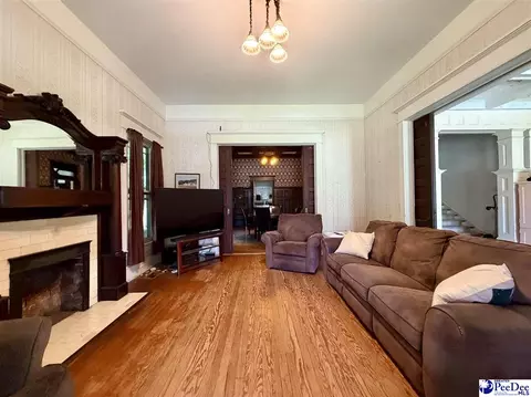601 E Washington St, Dillon, SC 29536 photo 12