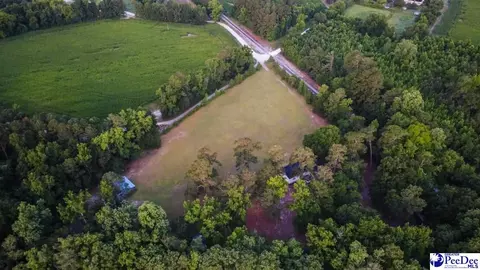 214 E Legette Rd, Marion, SC 29571 photo 2