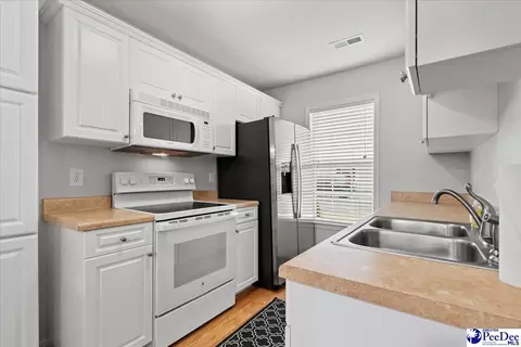 3135 Combray Cir, Florence, SC 29501 photo 7