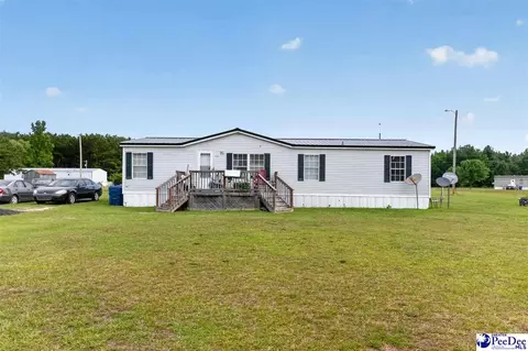 213 Curly Ln, Bennettsville, SC 29512