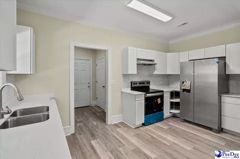 609 E Pine St, Florence, SC 29506 photo 18