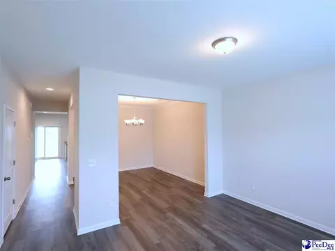 1052 Summer Duck Loop, Florence, SC 29501 photo 3