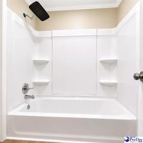 Bath - 700 E Candy Ln, Florence, SC 29505 photo 4 of 4