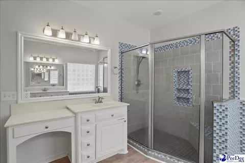 Bath - 2840 Liberty Dr, Florence, SC 29501 photo 3 of 7