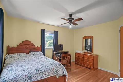 Bedroom - 305 Dianne Dr, Cheraw, SC 29520 photo 3 of 5