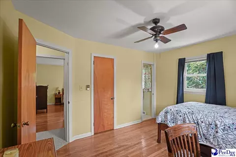 Bedroom - 305 Dianne Dr, Cheraw, SC 29520 photo 4 of 5