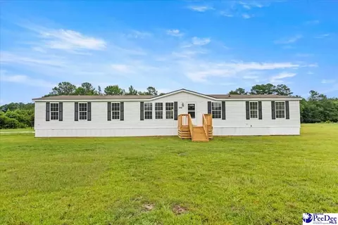 Exterior - 2797 Old Manning Rd, Scranton, SC 29591 photo 2 of 7