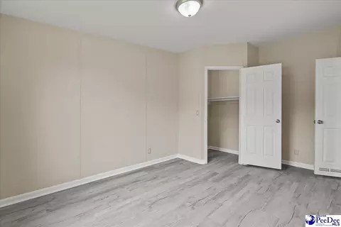 Bedroom - 2797 Old Manning Rd, Scranton, SC 29591 photo 3 of 6