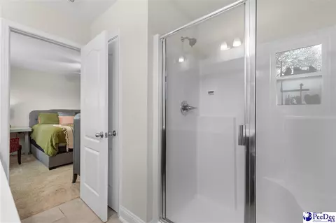 Bath - 403 Dunbarton Ct, Conway, SC 29526 photo 2 of 5