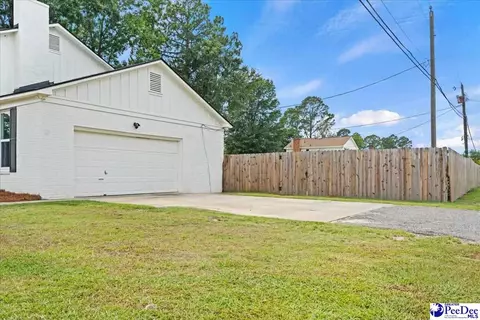 Exterior - 1027 S Peninsula, Florence, SC 29501 photo 7 of 8