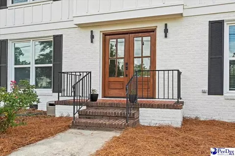 Exterior - 1027 S Peninsula, Florence, SC 29501 photo 4 of 8