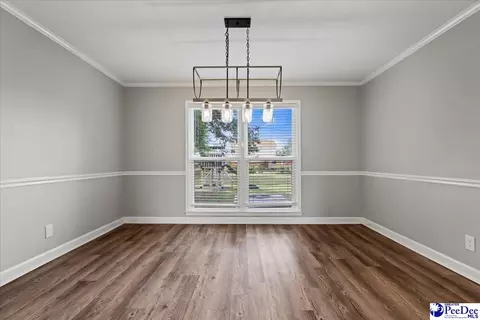 Dining - 1027 S Peninsula, Florence, SC 29501 photo 2 of 2