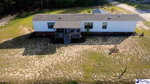 807 Saddlebrook Rd, Cheraw, SC 29520 photo 3