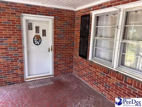 Exterior - 2604 E Spring St, Florence, SC 29505 photo 2 of 4