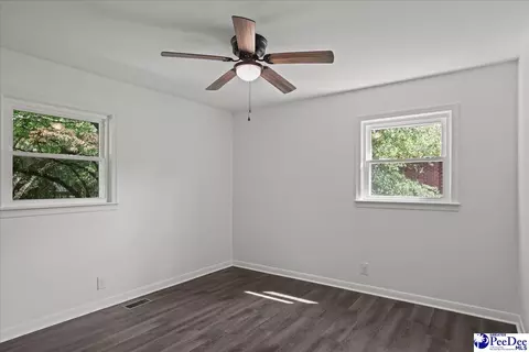 Bedroom - 403 Diane Dr, Cheraw, SC 29520 photo 4 of 4