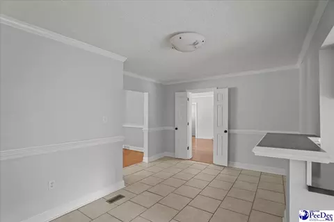 Dining - 206 State Rd, Cheraw, SC 29520 photo 1 of 1