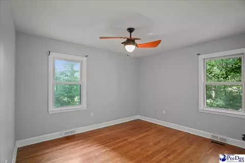 Bedroom - 206 State Rd, Cheraw, SC 29520 photo 4 of 7