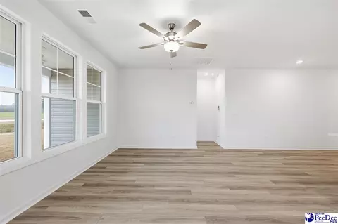 Living - 3207 Kernal Dr, Florence, SC 29505 photo 3 of 5