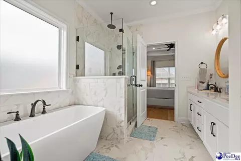 Bath - 4073 W Eagle St, Florence, SC 29501 photo 3 of 6