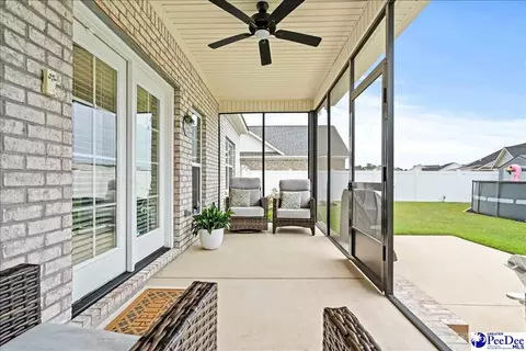 Exterior - 4073 W Eagle St, Florence, SC 29501 photo 6 of 8