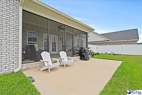 Exterior - 4073 W Eagle St, Florence, SC 29501 photo 2 of 8