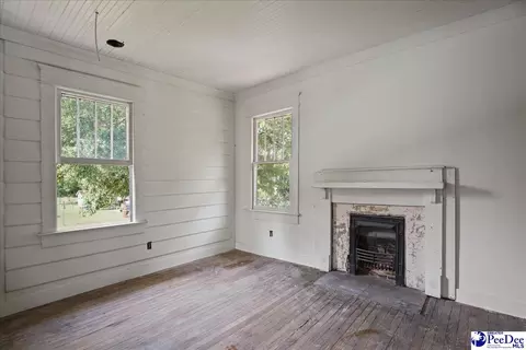 Bedroom - 413 N Smith St, Mullins, SC 29574 photo 4 of 6