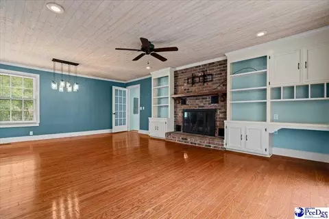 739 E Hampton St, Olanta, SC 29114 photo 9