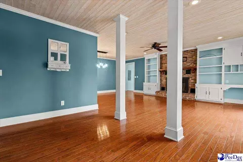 739 E Hampton St, Olanta, SC 29114 photo 8