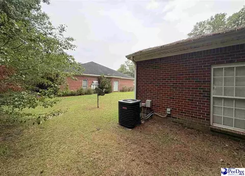 Exterior - 1011 Squires Point Ln, Dillon, SC 29536 photo 1 of 2