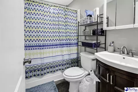 Bath - 334 S 9th St, Mcbee, SC 29101 photo 5 of 6