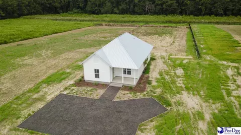 837 Timmons Rd, Timmonsville, SC 29161