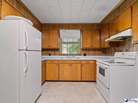 Kitchen - 280 W Main St, Ruby, SC 29741 photo 3 of 5