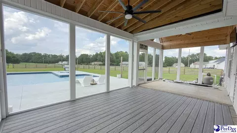 Exterior - 1119 Mclaughlin Rd, Effingham, SC 29541 photo 6 of 16