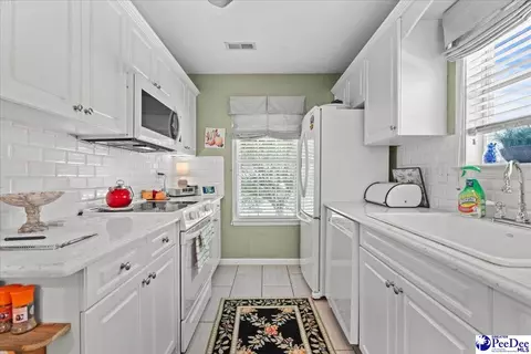 Kitchen - 3112 Combray Cir, Florence, SC 29501 photo 2 of 4