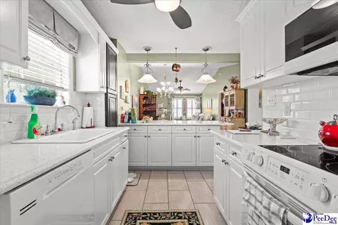 Kitchen - 3112 Combray Cir, Florence, SC 29501 photo 3 of 4