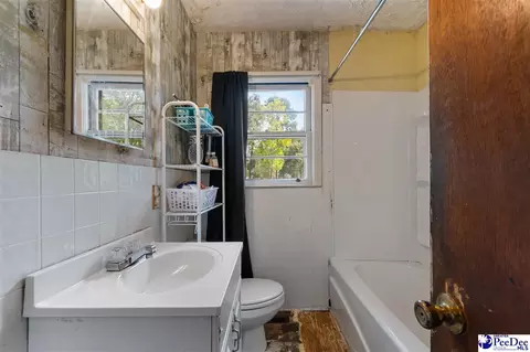 Bath - 411 E Leitner St, Latta, SC 29565 photo 3 of 3