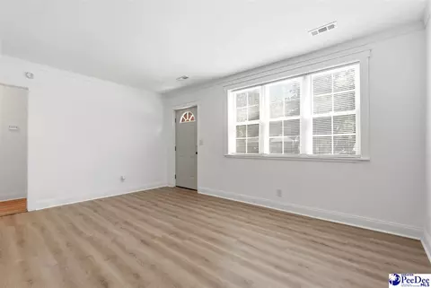Living - 8 Andrena Dr, Sumter, SC 29150 photo 1 of 1