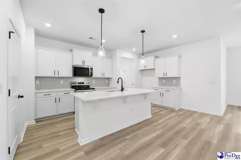 Kitchen - 1150 Summer Duck Loop, Florence, SC 29501 photo 2 of 3