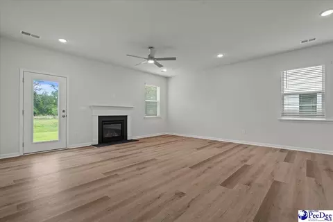 Living - 1118 Summer Duck Loop, Florence, SC 29501 photo 3 of 4
