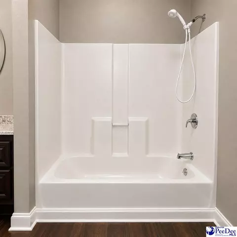 Bath - 4504 Spring Hill Rd, Florence, SC 29501 photo 6 of 6