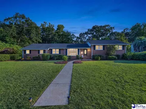 809 Garland St, Lake City, SC 29560