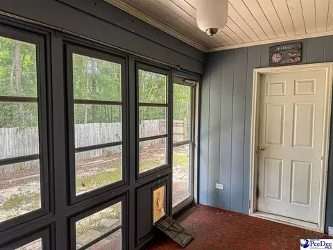 Exterior - 302 Sliding Hill Rd, Cheraw, SC 29520 photo 1 of 4