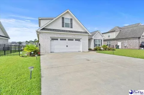 Exterior - 4004 W Eagle St, Florence, SC 29501 photo 2 of 7