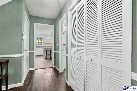 Entry Way - 444 Judge Rd, Dillon, SC 29536 photo 5 of 8